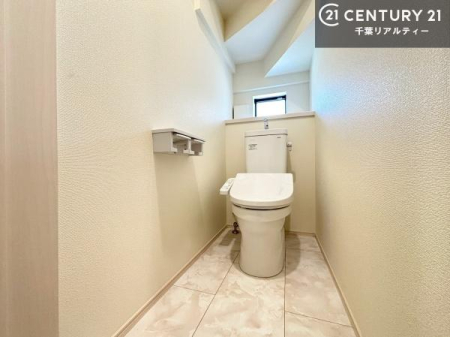 �g�C�� �������֍��ɂ��A�~��͕֍����g�����ł���̂ŗ₽���֍��ɍ��炸�ɍςފ������d�l�ł��I