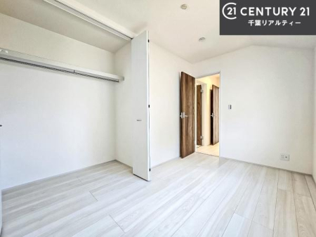 �Q�� ���[�͂̂���m���ł��B����������������L�X�Ǝg���ċC�������ǂ��ł��I
�L���C�Ȗ��邢�������ŉ߂����̂́A�X�ɂ̂�т�������ł��܂��ˁI