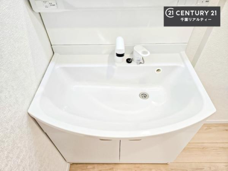 ���ʑ�E���ʏ� �[�����ʑ�{�E���́A�������˂ɂ����̂ł�����ꂪ�y�X�I���������ۂĂ܂��I
�L���C�Ȑ��ʏ��Ŏ��������̃��`�x�[�V�������オ��܂��ˁI