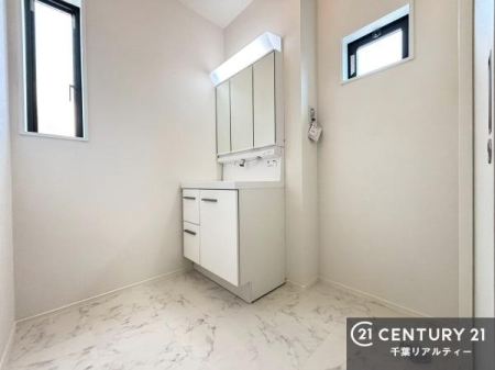 ���ʑ�E���ʏ� �����t���̖��邢���ʎ��ł��I���C�������ɓ���ւ����ł��Đ����ɕۂ��Ƃ��ł��܂��I���R�����������ނ̂ł����ς̎d�オ����ǂ��Ȃ�܂��ˁI