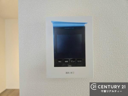 ���̑� TV���j�^�[�t�C���^�[�t�H���������B���K�҂̊���m�F���Ă���Ή��ł��邽�߁A�h�Ɩʂɂ��z�����ꂽ���S�̐ݔ��ł��B