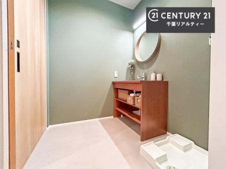 ���ʑ�E���ʏ� �g�Ȃ�𐮂�����ʏ��́A���������厖�ł��I������̐������̂��镵�͋C�����o�I�C�����悭���g�����������܂��B�L�X�����X�y�[�X���������ł��ˁI
