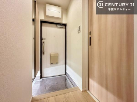 ���� �~���[�t���V���[�Y�{�b�N�X�t���Ȃ̂ŁA���ւ��Еt�����|�������₷���ł��I
�X�b�L���������ւŌ˂��J�����u�ԁA�������̂���S�n������Ԃ��o�}���Ă���܂��B