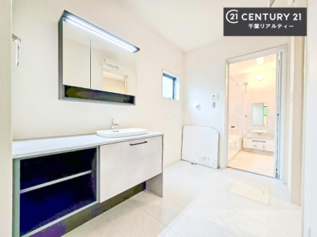 ���ʑ�E���ʏ� �I�[�v���^�C�v�̐��ʑ�́A�������ōa���Ȃ�������ꂪ���₷�����͓I�Ȑ��ʑ�ł��I�����̐g�x�x�����K�I
