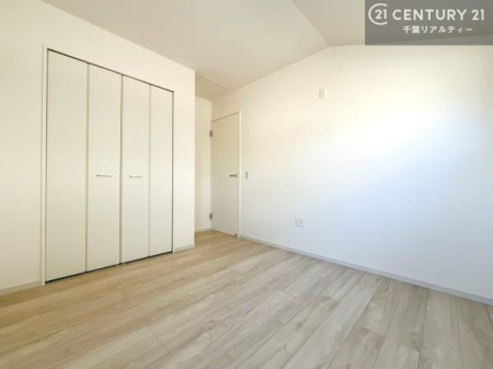 �m�� �V���v���Ƀf�U�C������Ă��邽�߁A�Ƌ��I�т܂���I
���C�ɓ���̉Ƌ��u���Ă��낰���Ԃ���邱�Ƃ��ł��܂��B�i�{�H��j
