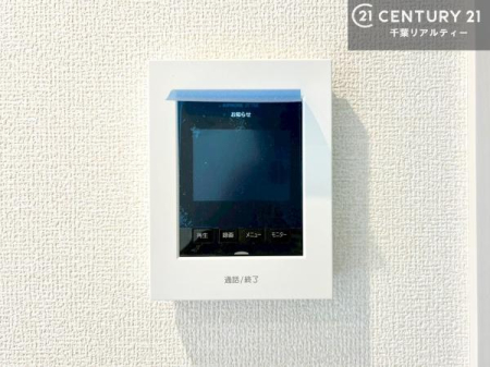 ���̑� TV���j�^�[�t�C���^�[�t�H���������B���K�҂̊���m�F���Ă���Ή��ł��邽�߁A�h�Ɩʂɂ��z�����ꂽ���S�̐ݔ��ł��B