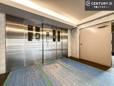 ���̑����p�� �G���x�[�^�[�����ŁA���X�̈ړ������K�B
�����̓��₨�ו��̑������ł��A�X���[�Y�ɂ��A��������܂��I