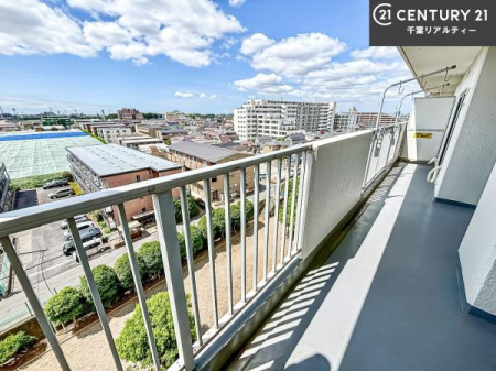 �o���R�j�[ �z������̗ǂ��o���R�j�[�ŁA�����󕨂��悭���������ł��ˁI
���V�C�̗ǂ����ɂ̓o���R�j�[�֏o�ă��t���b�V������̂��C�����悳�����ł��B