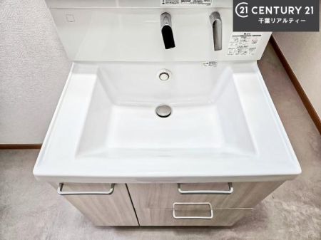 ���ʑ�E���ʏ� �[�����ʑ�{�E���́A�������˂ɂ����̂ł�����ꂪ�y�X�I���������ۂĂ܂��I
�L���C�Ȑ��ʏ��Ŏ��������̃��`�x�[�V�������オ��܂��ˁI