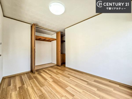 �Q�� ���[�͂̂���m���ł��B����������������L�X�Ǝg���ċC�������ǂ��ł��I
�L���C�Ȗ��邢�������ŉ߂����̂́A�X�ɂ̂�т�������ł��܂��ˁI
