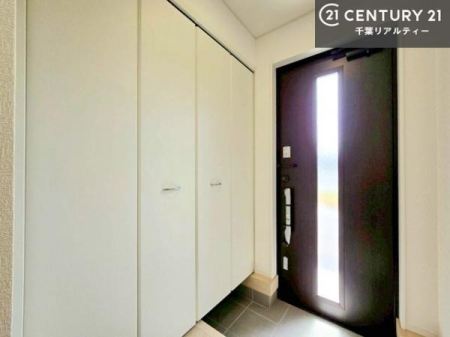���� ���֎��[���[�����Ă���̂ŁA���֎��肪�X�b�L���Еt�����q���ɌC�̒u����ɍ���܂���I