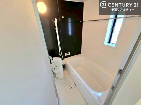 ���� �L�X�o�X�ň���̔������t���b�V���B�����L�΂���̂ŁA�����ɂ��������ƐZ����܂��ˁI�����̃o�X�^�C�����y���݂ɂȂ�܂��B