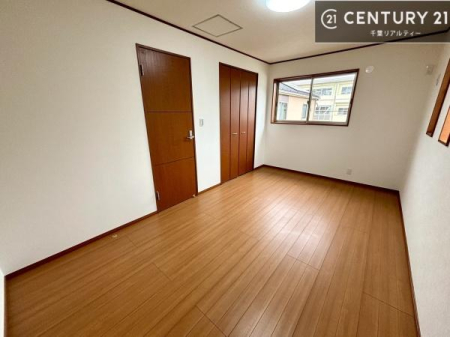 �m�� �V���v���Ƀf�U�C������Ă��邽�߁A�Ƌ��I�т܂���I
���C�ɓ���̉Ƌ��u���Ă��낰���Ԃ���邱�Ƃ��ł��܂��B