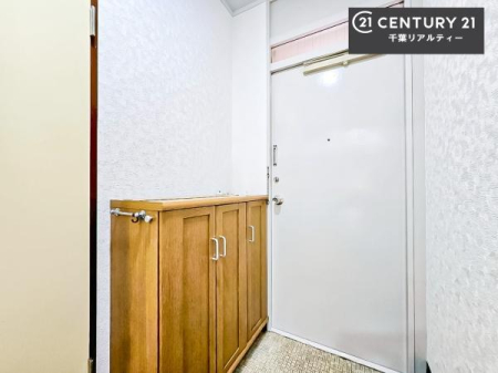 ���� �V���[�Y�{�b�N�X�t���Ȃ̂ŁA���ւ��Еt�����|�������₷���ł��I
�X�b�L���������ւŌ˂��J�����u�ԁA�������̂���S�n������Ԃ��o�}���Ă���܂��B