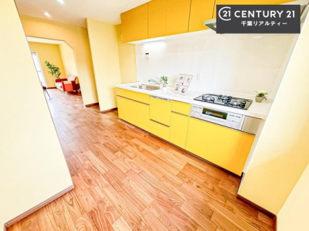 �L�b�`�� �Ǖt�L�b�`���́A�W�����č�ƂɎ��|����܂��I��Ƃ̓������N���N�I
�����̗��������肻���ł��ˁI���[�X�y�[�X���L�x�ŁA�����X�y�[�X���X�b�L���ƕЕt���Ђ�`�����p�ł��܂��I
