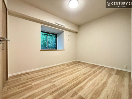 �q������ �|���o�������Ȃ��������́A���q�l�̂������Ƃ��Ă����S�ł��I
���[�X�y�[�X���[�����Ă���̂ŎU�炩�������������T�b�ƕЕt�����܂��I