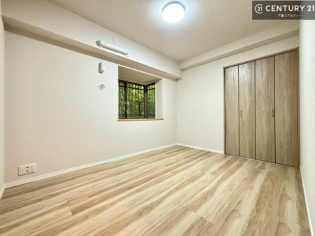 �Q�� ���[�͂̂���m���ł��B����������������L�X�Ǝg���ċC�������ǂ��ł��I
�L���C�Ȗ��邢�������ŉ߂����̂́A�X�ɂ̂�т�������ł��܂��ˁI