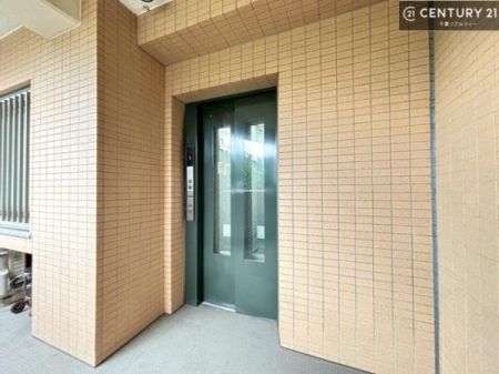 ���̑����p�� �G���x�[�^�[�����ŁA���X�̈ړ������K�B
�����̓��₨�ו��̑������ł��A�X���[�Y�ɂ��A��������܂��I