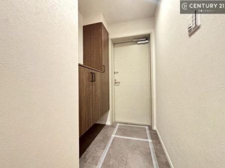 ���� ���֎��[���[�����Ă���̂ŁA���֎��肪�X�b�L���Еt�����q���ɌC�̒u����ɍ���܂���I