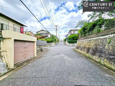 �O�ʓ��H�܂ތ��n�ʐ^ ���ӊ���A���q�l�̂���]�ɍ������������ꏏ�ɂ��ē���v���܂��B�Z��[���A�h�o�C�U�[�ɂ�邲���k������܂��B���Ђ͂��₢���킹�ɑ��Ή����܂��I���҂������܂���I