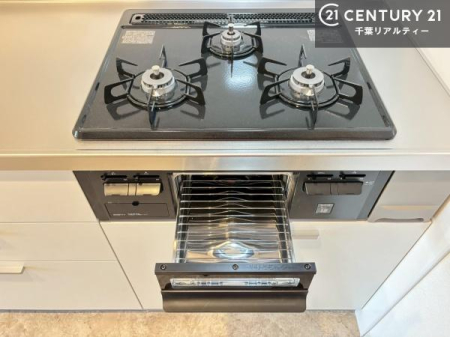 �L�b�`�� �R�����͎O������̂ł������̓����i�s���ł��܂��B
�������O�����t���ł��B�����X�y�[�X���L�X���Ă���׍�Ƃ����₷���I�g�����肪�ǂ��V�X�e���L�b�`���ł��I