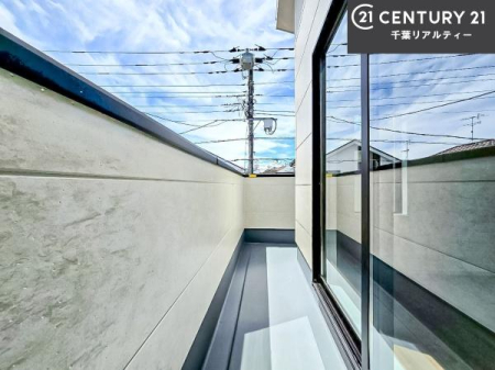 �o���R�j�[ �z������̗ǂ��o���R�j�[�ŁA�����󕨂��悭���������ł��ˁI
���V�C�̗ǂ����ɂ̓o���R�j�[�֏o�ă��t���b�V������̂��C�����悳�����ł��B
