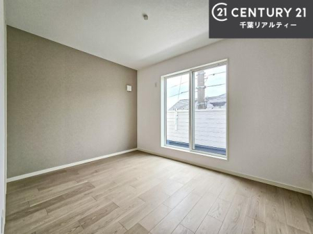 �m�� �o���R�j�[�ɖʂ��Ă���m���ł��B���邭�����肪����A���C����������ł��܂��I���N���āA�O�ɏo�Ĕw�L�т����[�ċz�����ǂ������}������邱�Ƃ��ł��܂��B