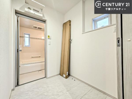 ���ʑ�E���ʏ� �����t���̖��邢���ʎ��ł��I���C�������ɓ���ւ����ł��Đ����ɕۂ��Ƃ��ł��܂��I���R�����������ނ̂ł����ς̎d�オ����ǂ��Ȃ�܂��ˁI
