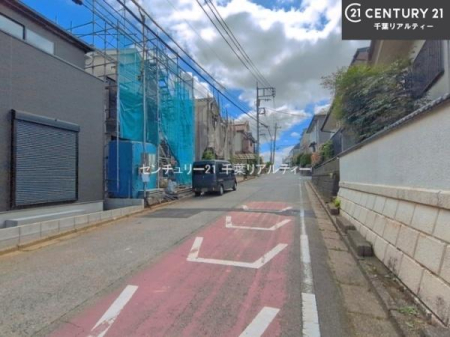 �O�ʓ��H�܂ތ��n�ʐ^ ���ӊ���A���q�l�̂���]�ɍ������������ꏏ�ɂ��ē���v���܂��B�Z��[���A�h�o�C�U�[�ɂ�邲���k������܂��B���Ђ͂��₢���킹�ɑ��Ή����܂��I���҂������܂���I