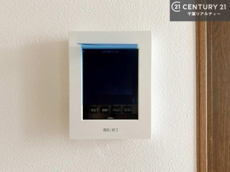 ���̑� TV���j�^�[�t�C���^�[�t�H���������B���K�҂̊���m�F���Ă���Ή��ł��邽�߁A�h�Ɩʂɂ��z�����ꂽ���S�̐ݔ��ł��B
