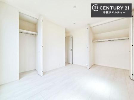 �q������ �|���o�������Ȃ��������́A���q�l�̂������Ƃ��Ă����S�ł��I
���[�X�y�[�X���[�����Ă���̂ŎU�炩�������������T�b�ƕЕt�����܂��I