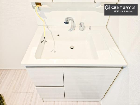 ���ʑ�E���ʏ� �[�����ʑ�{�E���́A�������˂ɂ����̂ł�����ꂪ�y�X�I���������ۂĂ܂��I
�L���C�Ȑ��ʏ��Ŏ��������̃��`�x�[�V�������オ��܂��ˁI