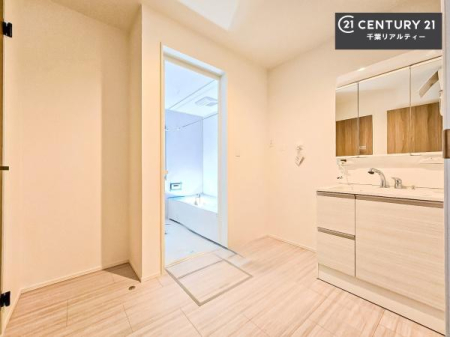 ���ʑ�E���ʏ� �g�Ȃ�𐮂�����ʏ��́A���������厖�ł��I������̐������̂��镵�͋C�����o�I�C�����悭���g�����������܂��B