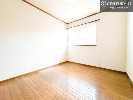 �q������ �|���o�������Ȃ��������́A���q�l�̂������Ƃ��Ă����S�ł��I
���[�X�y�[�X���[�����Ă���̂ŎU�炩�������������T�b�ƕЕt�����܂��I