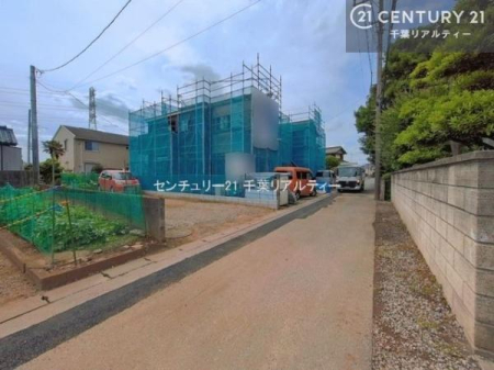 �O�ʓ��H�܂ތ��n�ʐ^ �S�䂭�܂Ō��n����������������悤�A�����ē��̂��p�ӂ������Ă���܂��B���C�y�ɂ��₢���킹�̏�A���z�̕�炵�ւ̈�������i�߂��������I