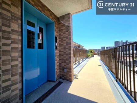 ���̑����p�� �G���x�[�^�[�����ŁA���X�̈ړ������K�B
�����̓��₨�ו��̑������ł��A�X���[�Y�ɂ��A��������܂��I