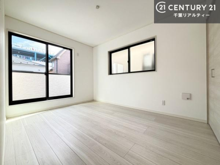 �Q�� �o���R�j�[�ɖʂ��Ă���m���ł��B���邭�����肪����A���C����������ł��܂��I���N���āA�O�ɏo�Ĕw�L�т����[�ċz�����ǂ������}������邱�Ƃ��ł��܂��B