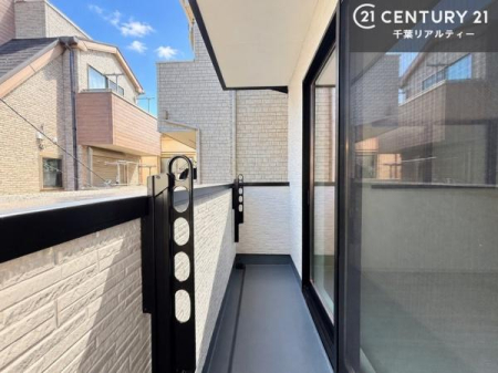 �o���R�j�[ ���r���O���炻�̂܂܏o����ł���o���R�j�[�B���󕨂������ۂɂ��֗��ŁA���X�̕�炵�Ɏg���₷�����������͂ł��B