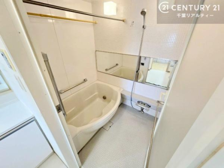 ���� 1���̔�����������Ɩ����Ă���闁���ł��B
�������̑f�G�ȃ����N�[�[�V�����ꏊ�ł��I