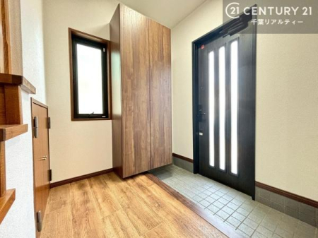 ���� ���֔��̍̌��ɂ�薾�邳���m�ۂ��ꂽ�S�n�悢���ցB�V���[�Y�{�b�N�X�t���ŁA�C�����ꂢ�Ɏ��[�ł��܂��B