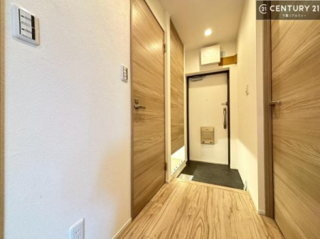 ���� �V���[�Y�{�b�N�X�t���Ȃ̂ŁA���ւ��Еt�����|�������₷���ł��I
�X�b�L���������ւŌ˂��J�����u�ԁA�������̂���S�n������Ԃ��o�}���Ă���܂��B