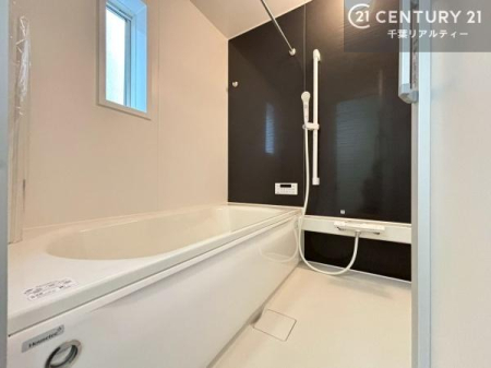 ���� �������������l�̕��͋C�̃o�X���[���́A�����o�Ă��ăo�X�^�C�����[���I
���d���撣���Ă��邲�J���ɂ��D�݂̍���̓����܂����āA�y����ł݂Ă͂������ł��傤���H
