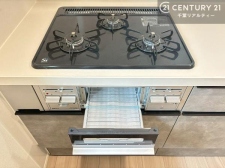 �L�b�`�� �R�����͎O������̂ł������̓����i�s���ł��܂��B
�������O�����t���ł��B�����X�y�[�X���L�X���Ă���׍�Ƃ����₷���I�g�����肪�ǂ��V�X�e���L�b�`���ł��I