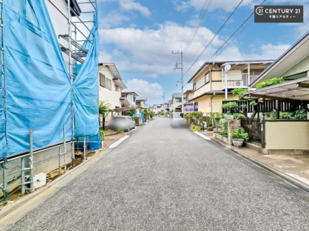 �O�ʓ��H�܂ތ��n�ʐ^ ���ӊ���A���q�l�̂���]�ɍ������������ꏏ�ɂ��ē���v���܂��B�Z��[���A�h�o�C�U�[�ɂ�邲���k������܂��B���Ђ͂��₢���킹�ɑ��Ή����܂��I���҂������܂���I