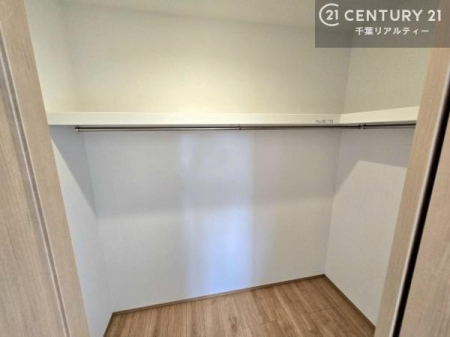 ���[ �E�H�[�N�C���N���[�[�b�g�t���ł��B��������̂��m���Ȃǂ����[���Ă��������ł��ˁI���ɂ���@�������ȂǋG�ߕ��̑傫�ȉƓd�����[�ł��܂��I