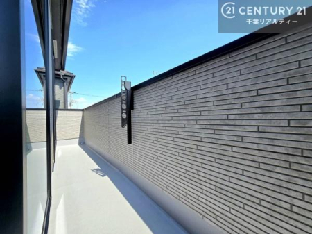 �o���R�j�[ �z������ǍD�ȃo���R�j�[�ł��I���ꂽ���ɂ͐�������n����J���I�Ȏ��Ԃ��y���߂܂��B
