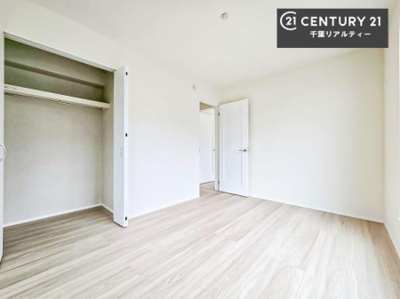 �q������ ���[�͂̂���m���ł��B����������������L�X�Ǝg���ċC�������ǂ��ł��I
�L���C�Ȗ��邢�������ŉ߂����̂́A�X�ɂ̂�т�������ł��܂��ˁI