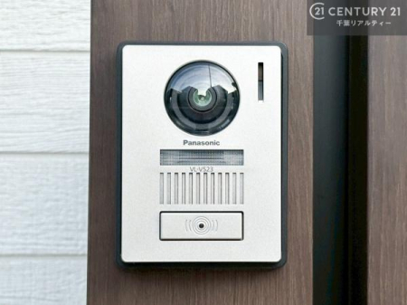 ���̑� TV���j�^�[�t�C���^�[�t�H���������B���K�҂̊���m�F���Ă���Ή��ł��邽�߁A�h�Ɩʂɂ��z�����ꂽ���S�̐ݔ��ł��B