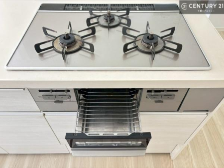 �L�b�`�� �R�����͎O������̂ł������̓����i�s���ł��܂��B
�������O�����t���ł��B�����X�y�[�X���L�X���Ă���׍�Ƃ����₷���I�g�����肪�ǂ��V�X�e���L�b�`���ł��I