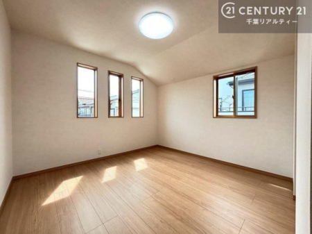 �m�� 2�ʍ̌����m�ۂ������邢�����́A���ʂ����ǂ��A���邭��ϋ��S�n�̗ǂ���ԂƂȂ��Ă���܂��B�����b�N�X���ĉ߂�����S�n�̗ǂ��������ł��I